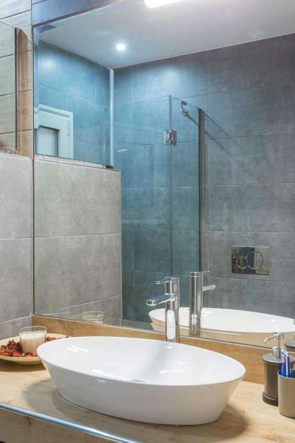 100M2 Luxury Apartment In The Heart Of Athens - Living Stone Emerald エクステリア 写真